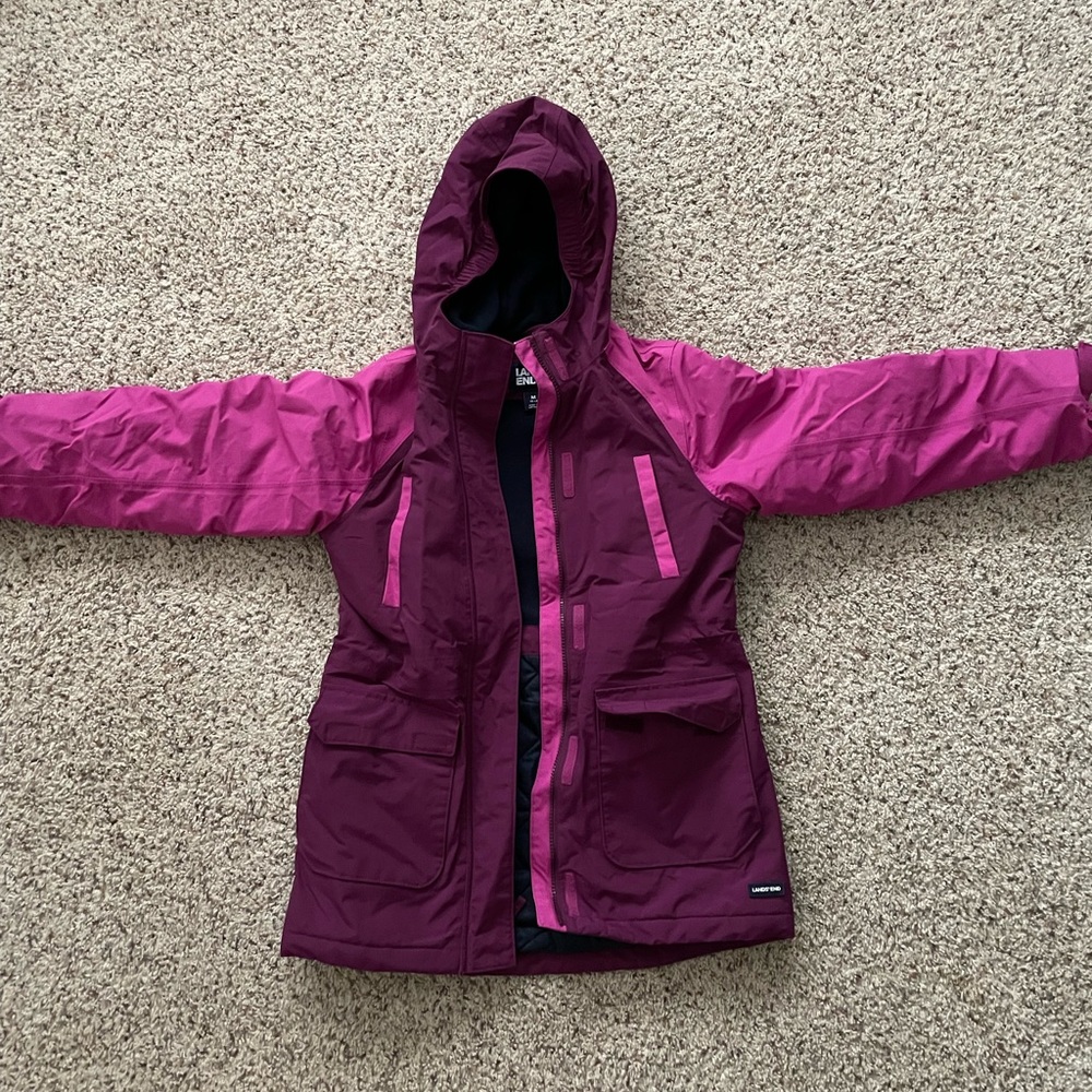 Girls LandsEnd winter coat- excellent condition